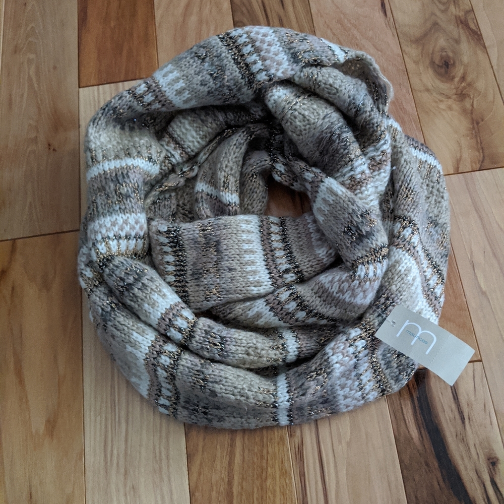 NWT Maurice's infinity scarf